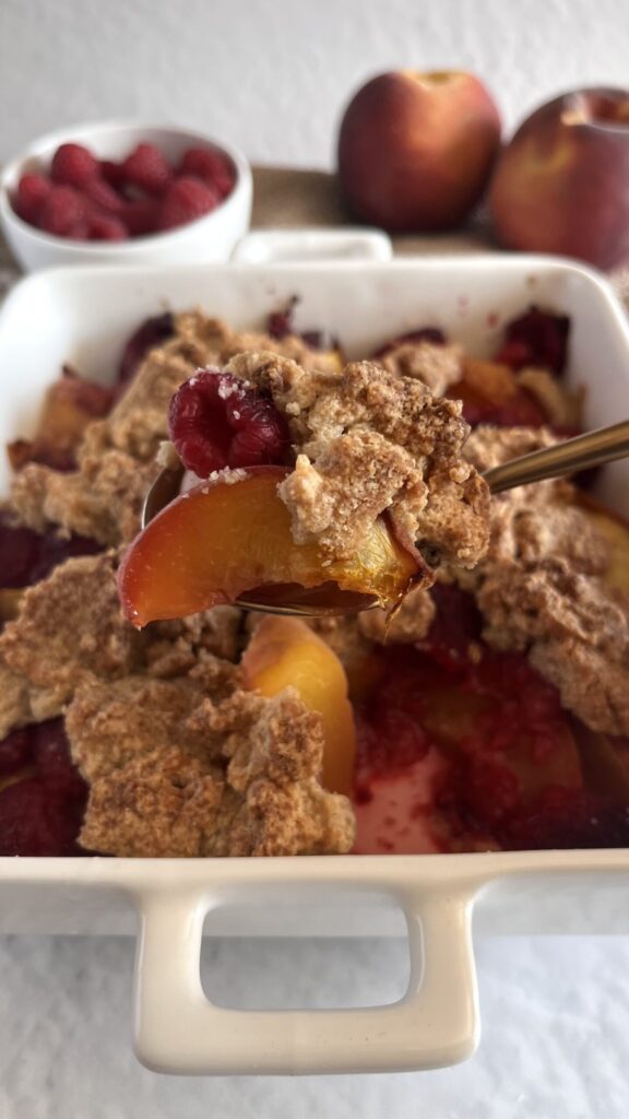 Crumble z owocami – przepis