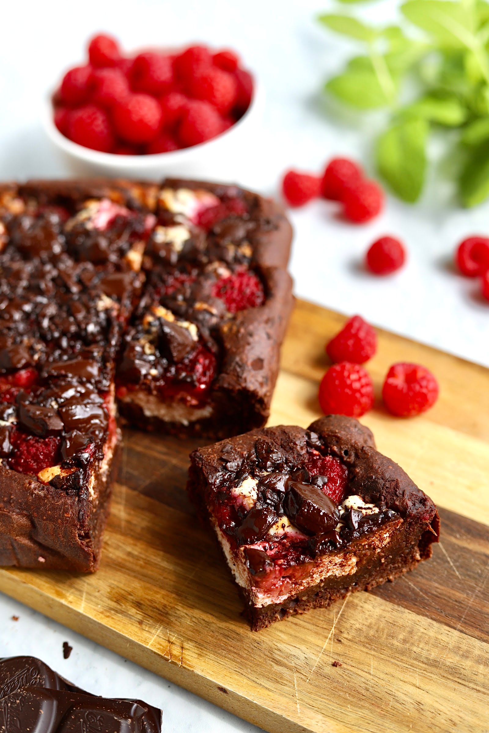 Pieczona owsianka sernikobrownie z malinami