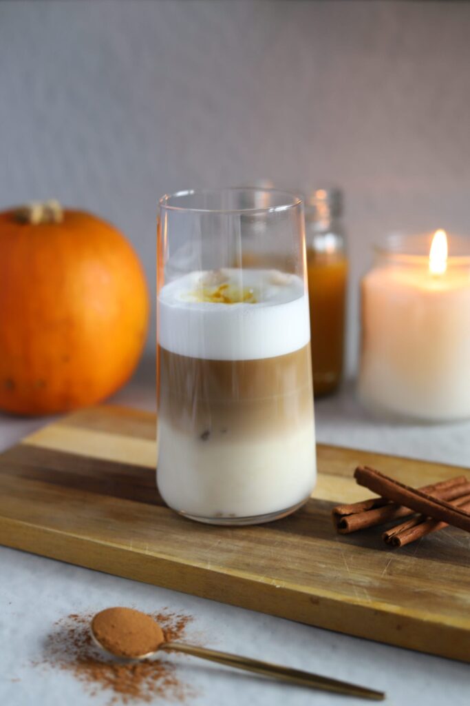Domowa pumpkin spice latte