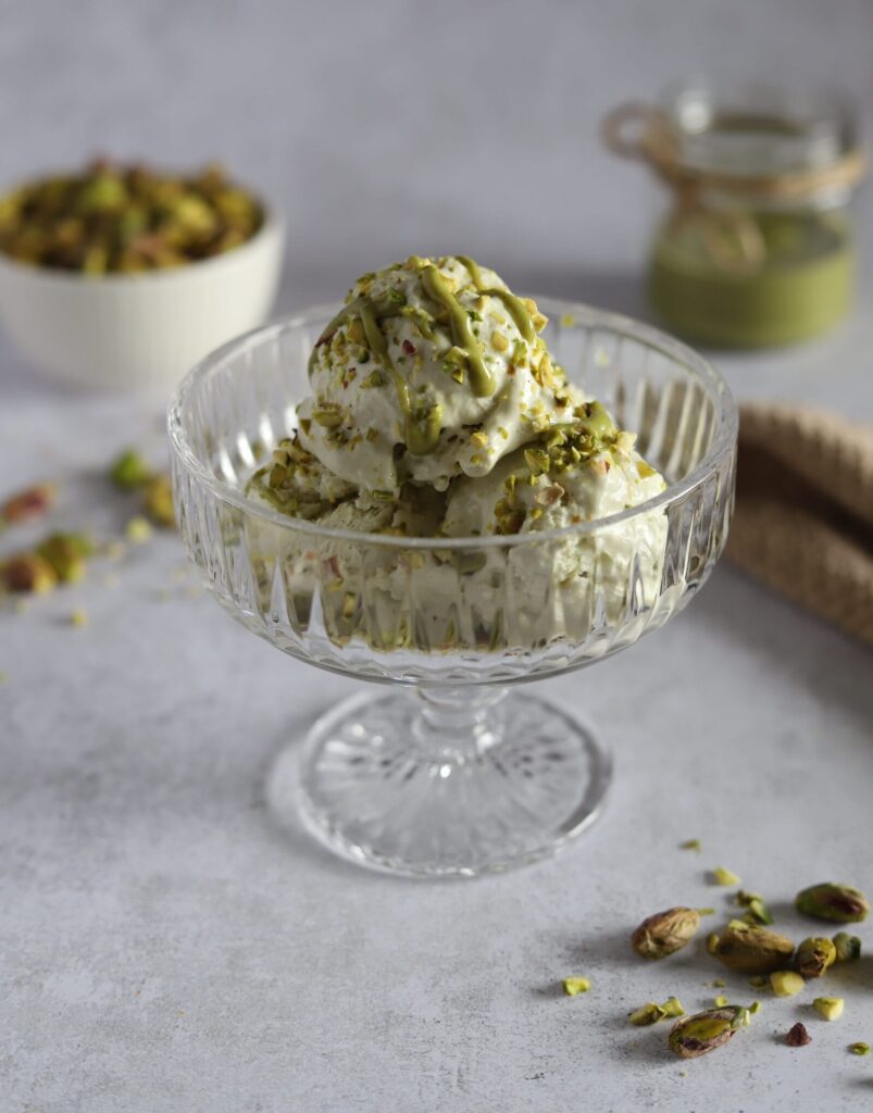 Wysokobiałkowe lody pistacjowe